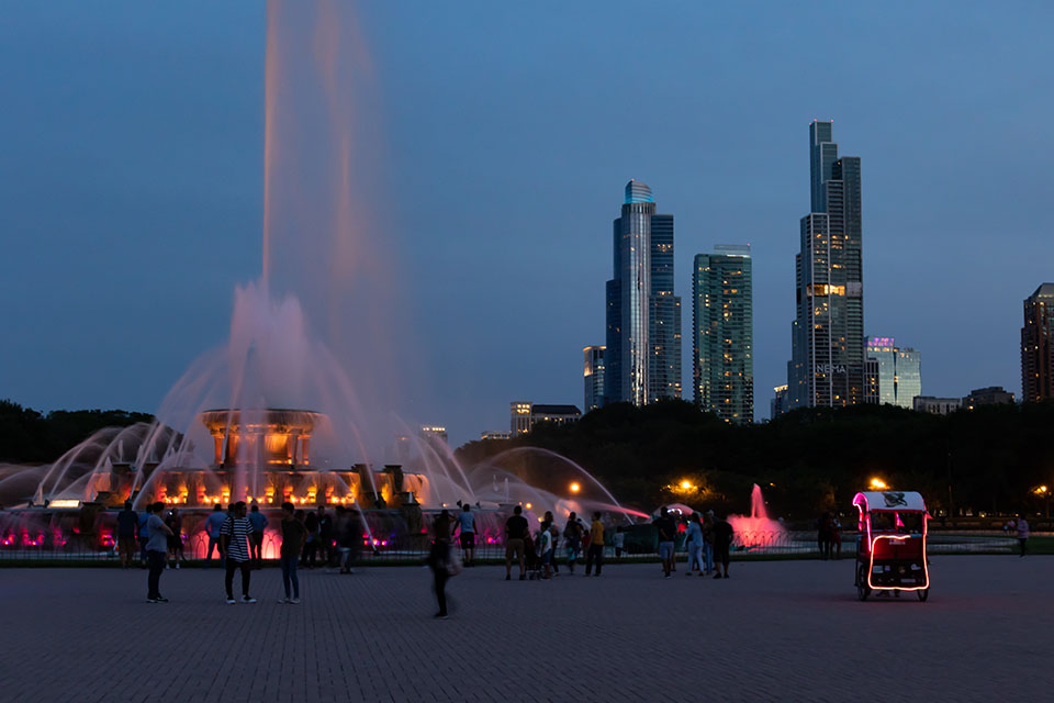 Best Places to Propose in Chicago - Buckingham Fountain