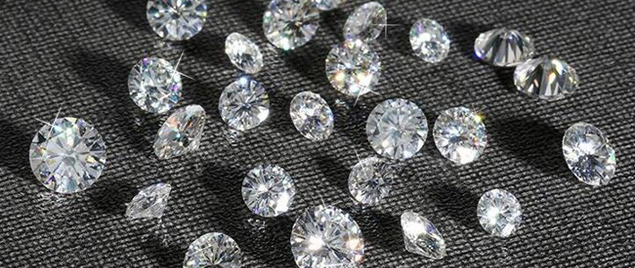 Moissanite , Semi-Precious Gemstones