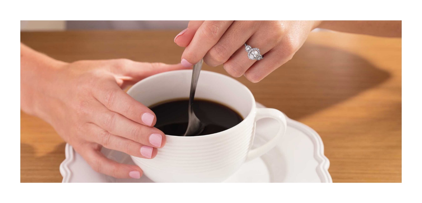 How to choose a sparkly diamond?